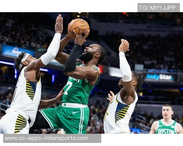 杰伦布朗状态火热场均近30分绿军明日对决步行者期待他的精彩表现 杰伦布朗状态火热场均近30分绿军明日对决步行者期待他的精彩表现